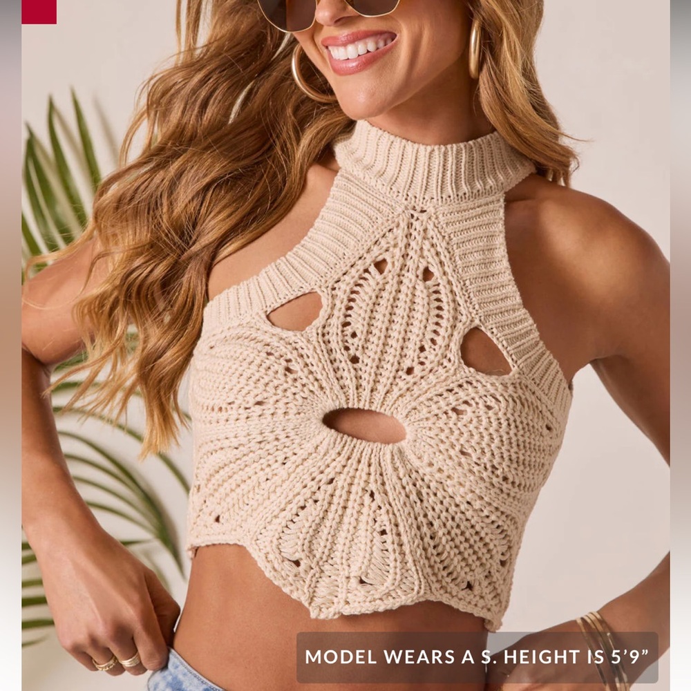 Cute Knit Halter Top NWT!